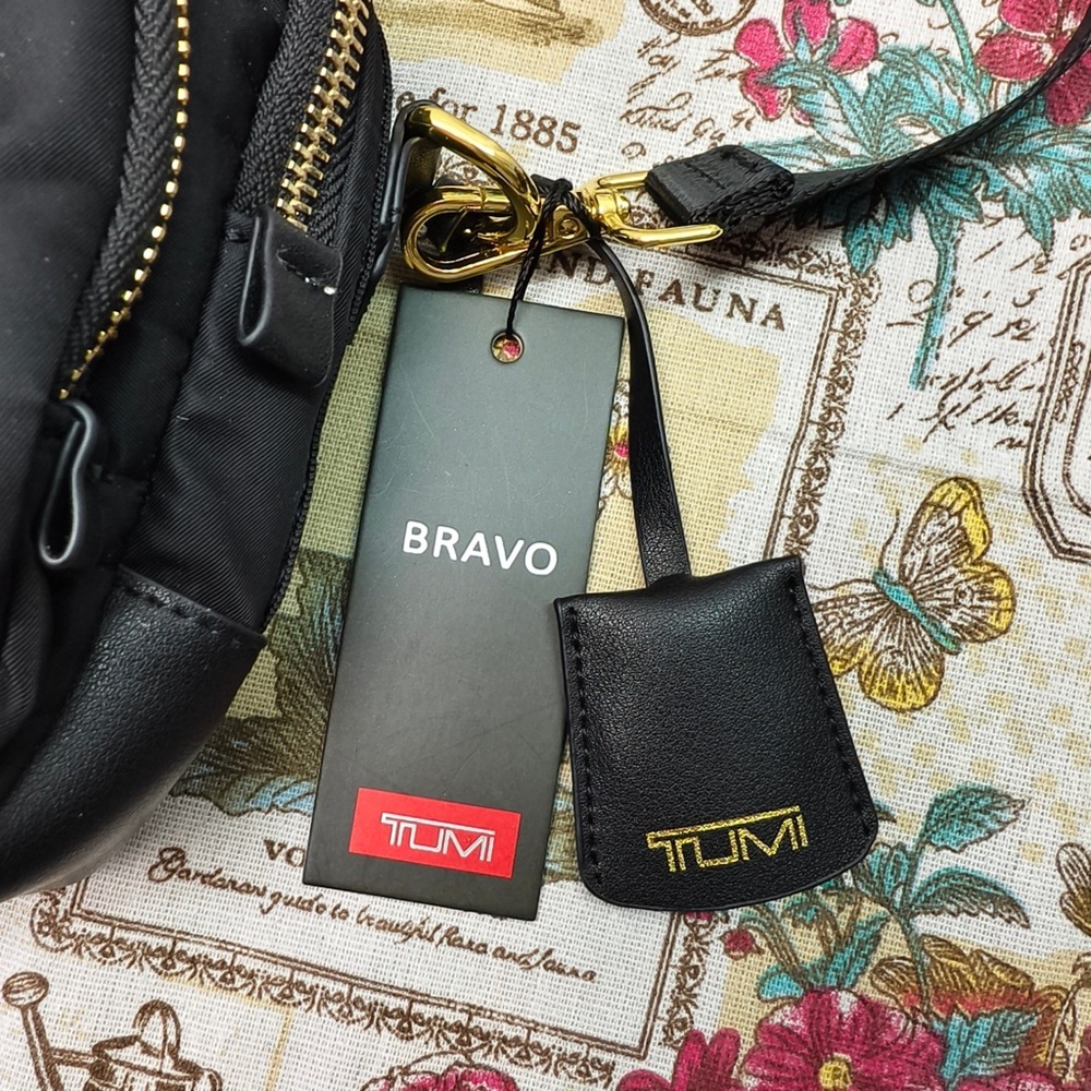 Tumi Alpha Bravo Women's Secure Slim Crossbody Bag - Picture 8 of 8